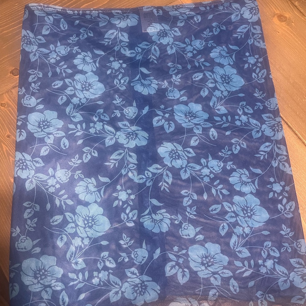 NWOT Women’s Bathing Suit Cover up